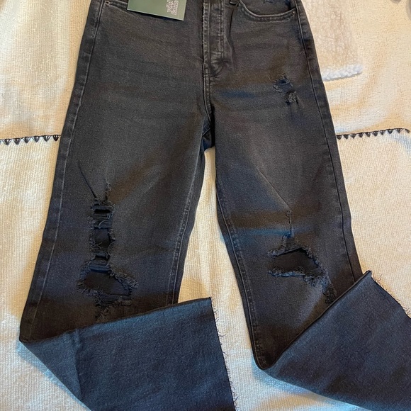 NWT Black Wild Fable High Rise Distressed Straight Leg Relaxed Fit Jeans - Picture 6 of 14